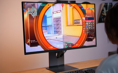 OLED显示器面板出货量年增率上调至69% 三星LG主导