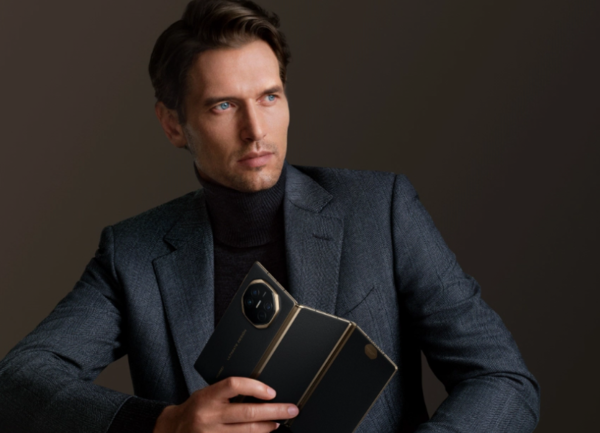 华为Mate XT 非凡大师 华为Mate XT 非凡大师