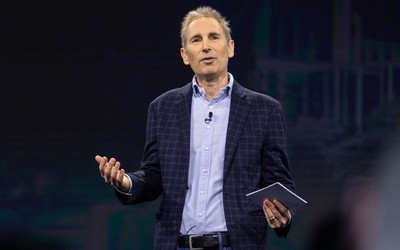 亚马逊CEO警告：随着AI推进 未来公司将进一步裁员