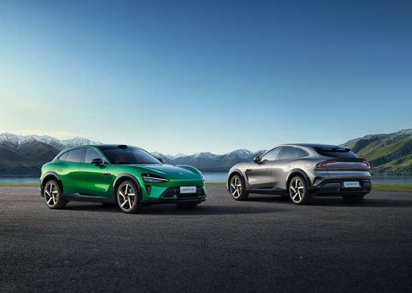 雷军预测小米汽车业务三四季度盈利 智驾研发投入35亿 雷军预测小米汽车业务三四季度盈利 智驾研发投入35亿