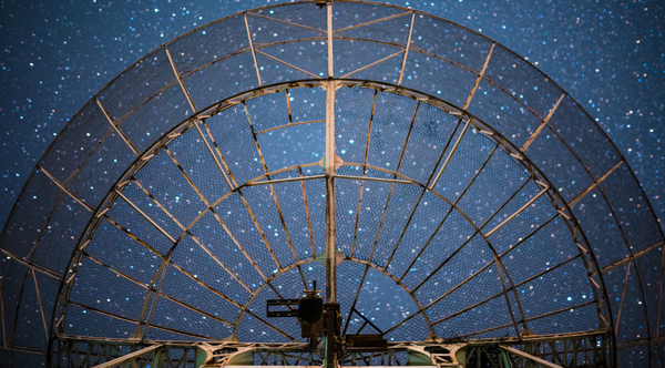 外媒:马斯克的星链干扰低频射电天文观测 问题日益严峻 外媒:马斯克的星链干扰低频射电天文观测 问题日益严峻